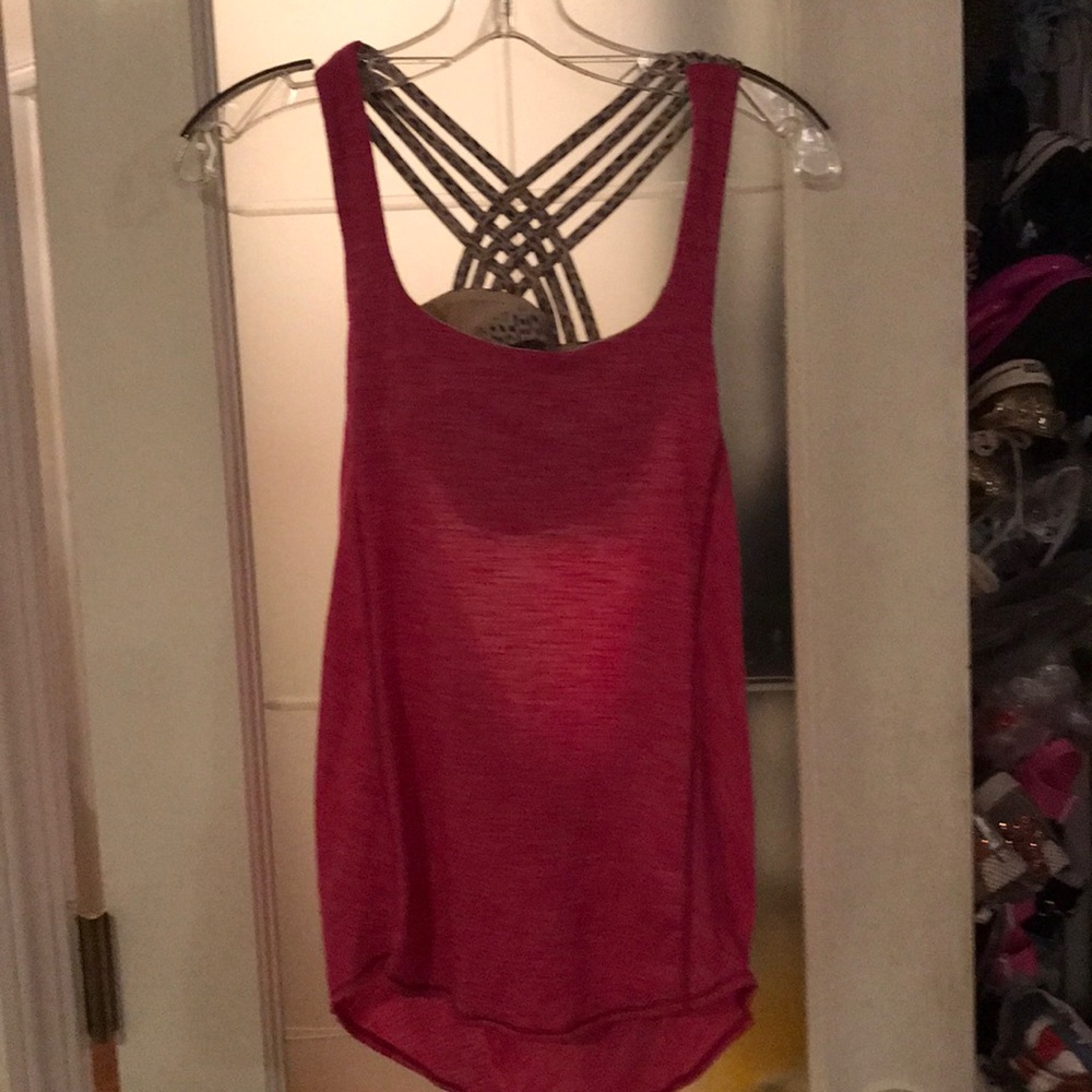 Lululemon tank with printed bra to inside
